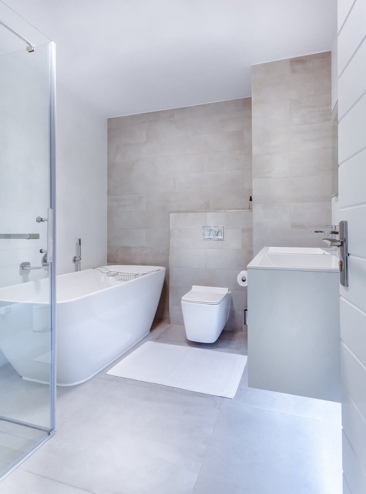 découvrez des idées et conseils pour l’aménagement de votre salle de bain : astuces d’optimisation de l’espace, choix des équipements, tendances déco et inspirations pour créer une pièce pratique et esthétique.