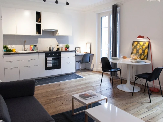découvrez comment estimer le budget de rénovation pour un appartement ou une maison de 60m2 : prix au mètre carré, conseils, postes de dépenses et astuces pour optimiser vos travaux.