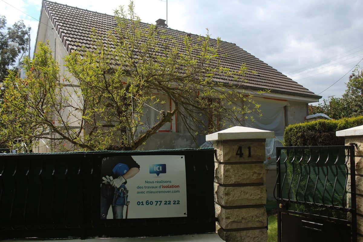 découvrez tout ce qu'il faut savoir sur le coût de rénovation d'une maison : estimation des prix, facteurs influençant le budget et conseils pour bien planifier vos travaux.