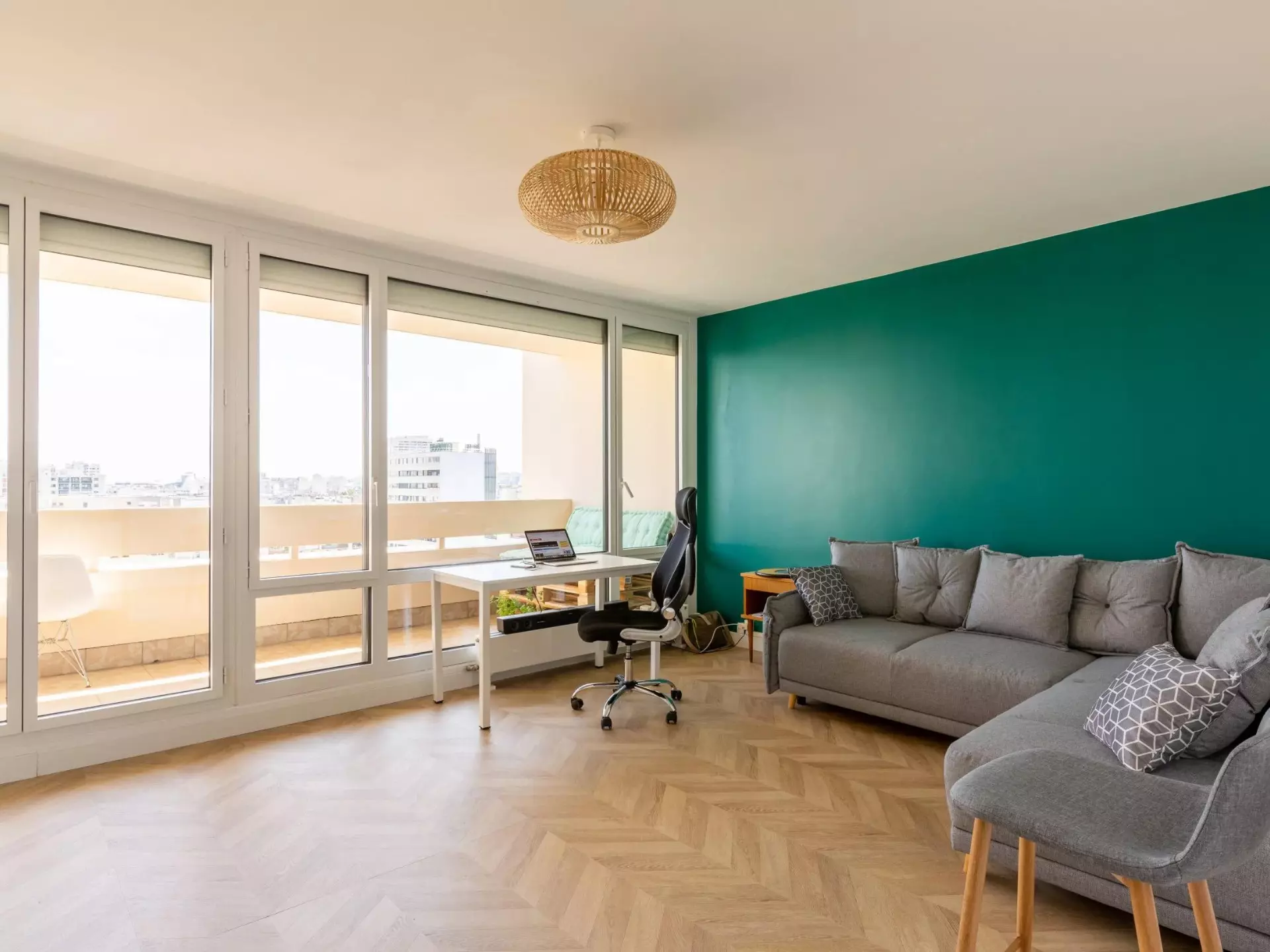 obtenez rapidement un devis personnalisé pour la rénovation de votre appartement à paris. profitez de l’expertise de professionnels qualifiés pour des travaux sur-mesure adaptés à vos besoins et à votre budget.
