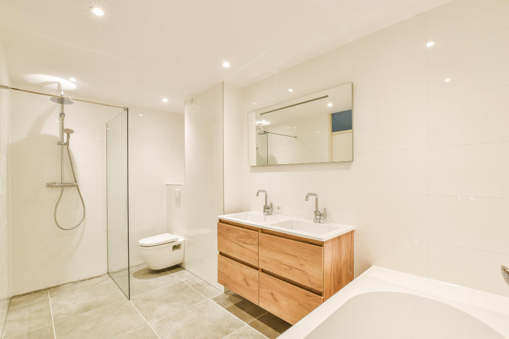 obtenez rapidement un devis pour la rénovation de votre salle de bain à paris. solutions sur mesure, artisans qualifiés et estimation gratuite pour transformer votre espace selon vos envies.