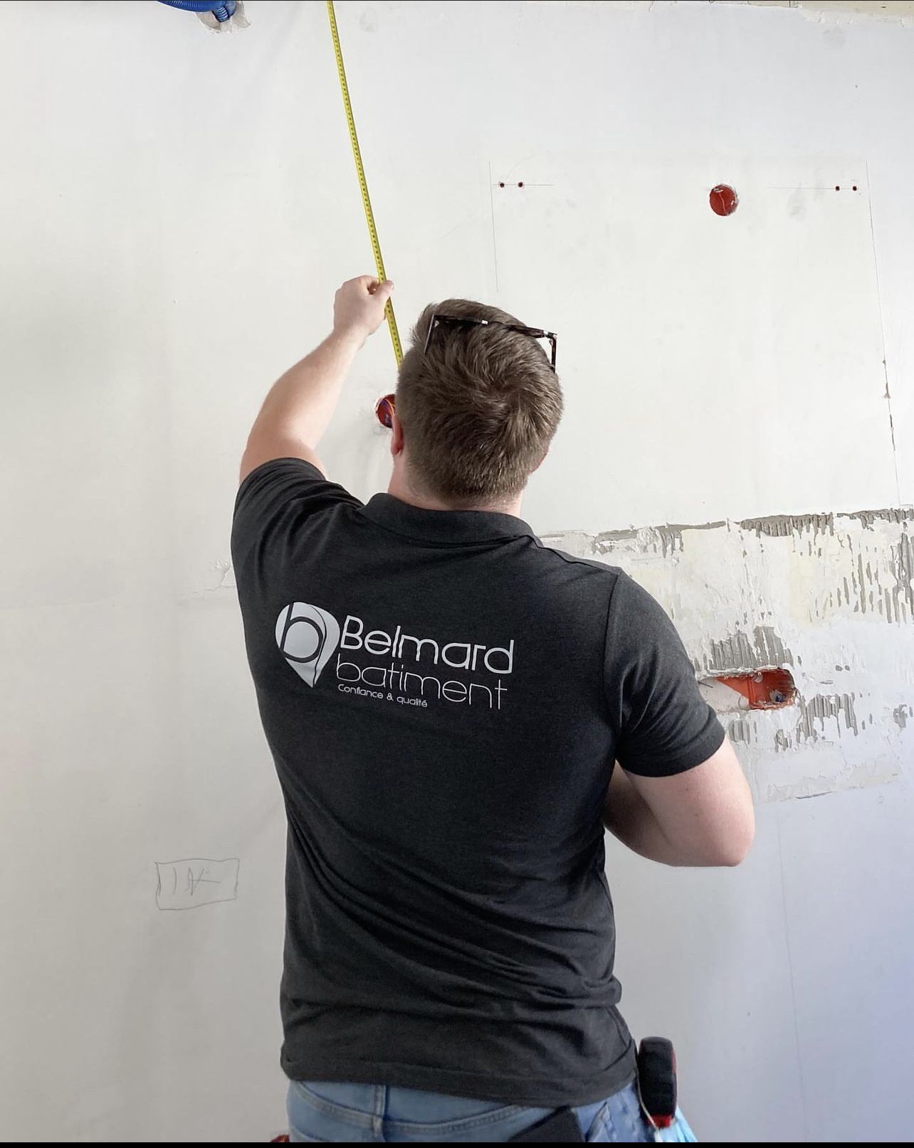 découvrez le prix moyen au m2 pour la rénovation d’un appartement, ainsi que les facteurs qui influencent le coût des travaux. estimez facilement votre budget de rénovation selon vos besoins.