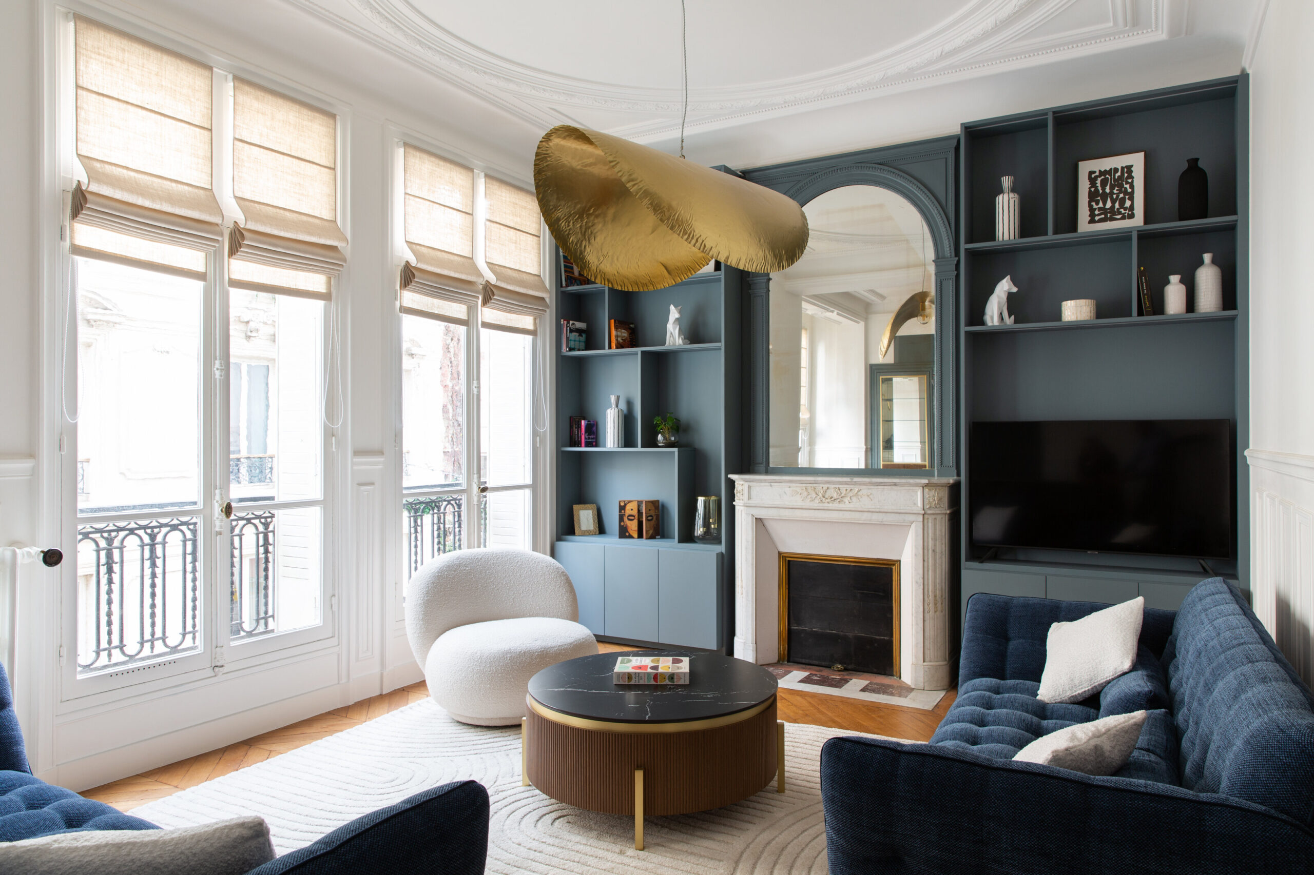 découvrez nos conseils et idées pour la rénovation d’un appartement haussmannien : optimisation de l’espace, respect du charme d’époque, modernisation des équipements et astuces déco pour sublimer votre intérieur.