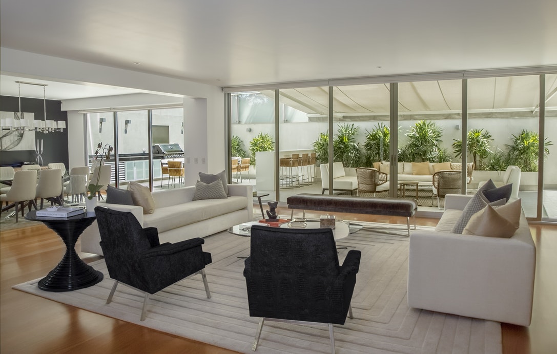 découvrez nos conseils et astuces pour réussir une rénovation intérieure économique sans sacrifier la qualité. réduisez vos coûts tout en modernisant votre intérieur !