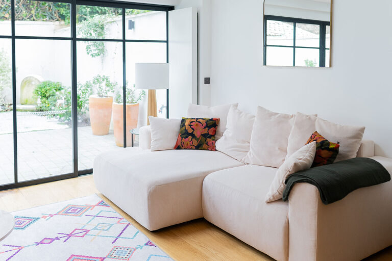 confiez votre rénovation intérieure moderne dans le 92 à des experts ! bénéficiez de solutions sur-mesure, design contemporain et finitions haut de gamme pour votre appartement ou maison.