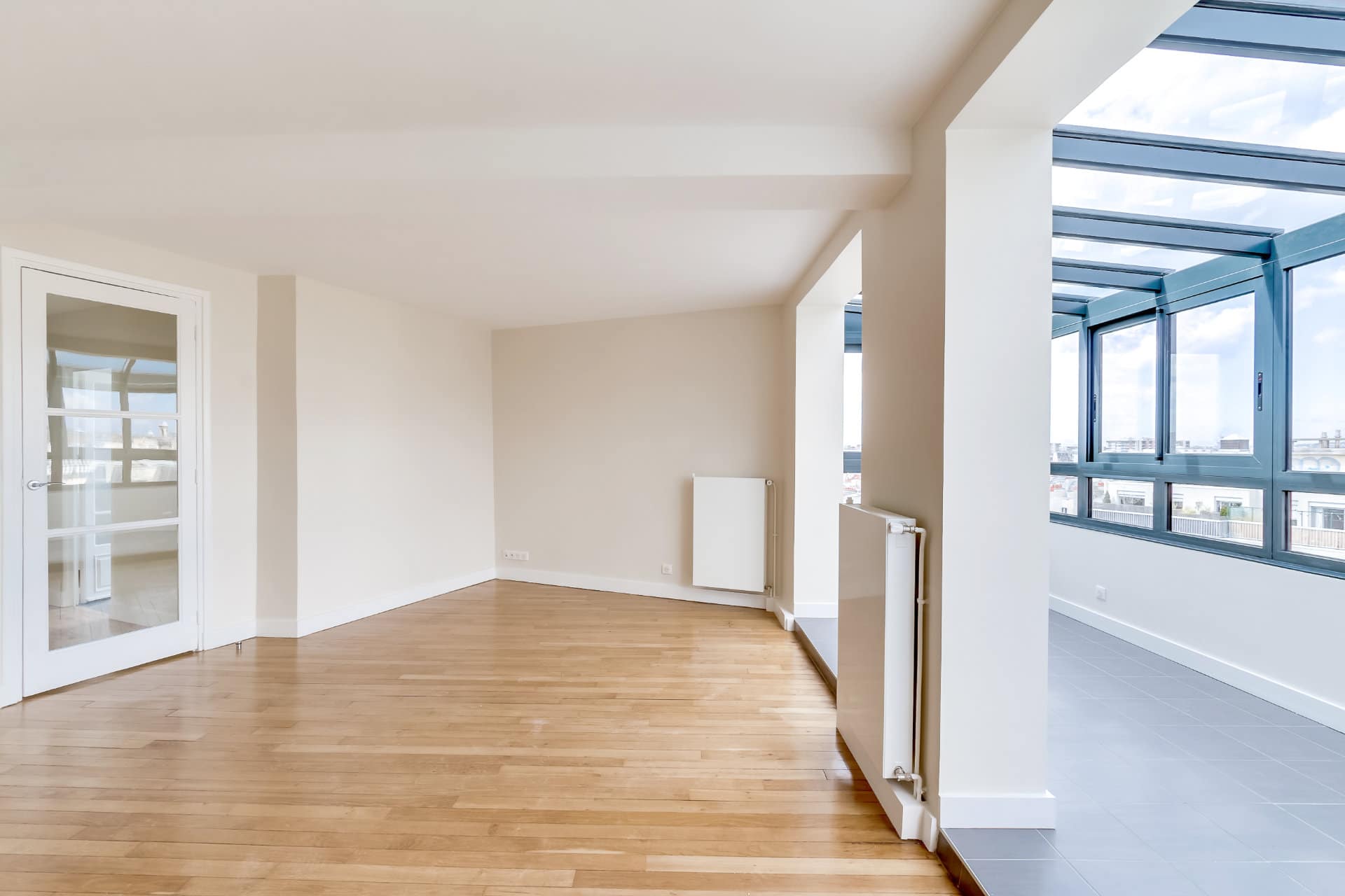 confiez vos travaux de rénovation intérieure à paris à des professionnels expérimentés. améliorez votre espace de vie avec des solutions sur-mesure pour appartements et maisons.