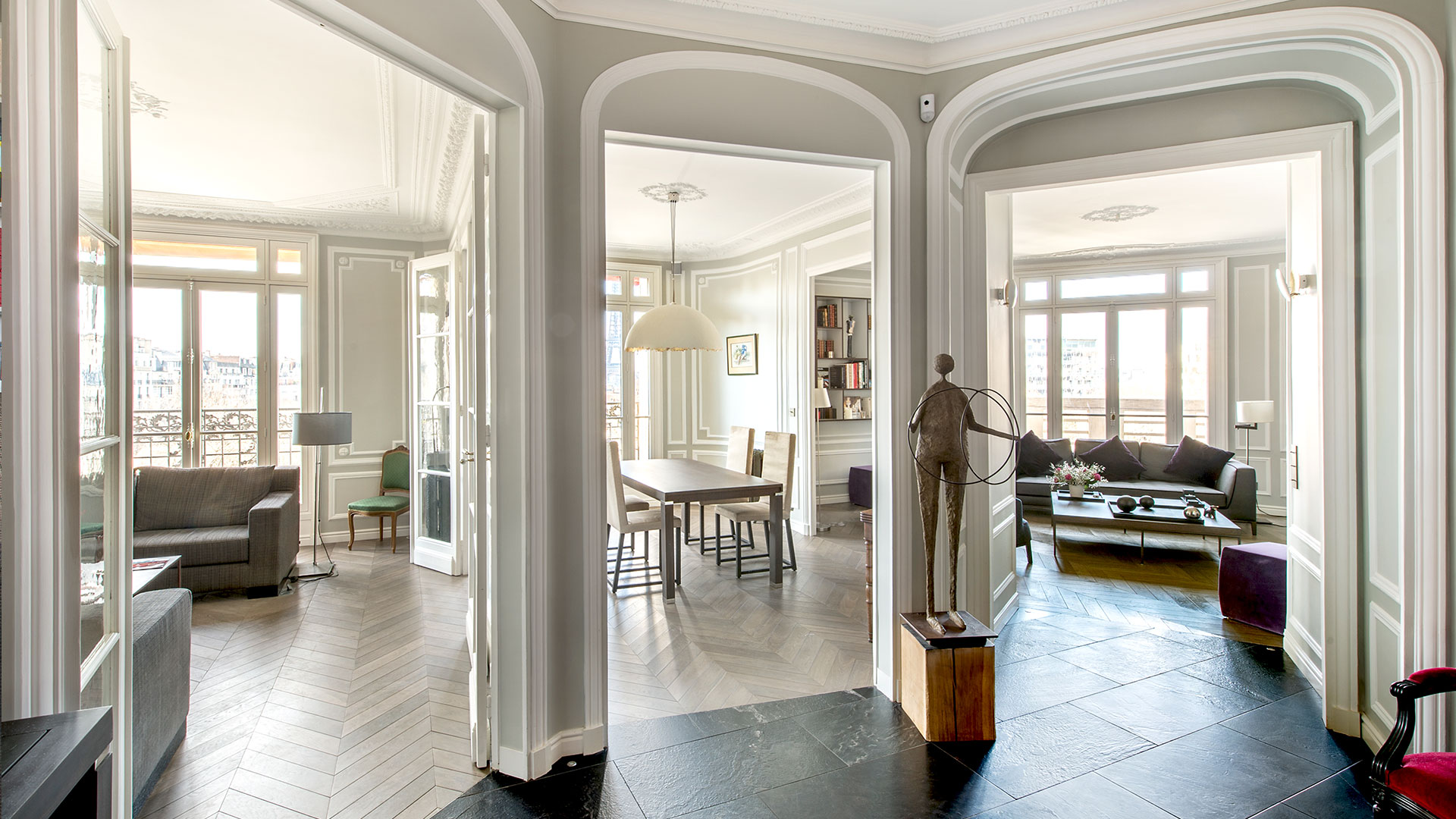 confiez votre rénovation intérieure à paris à des experts. transformez votre appartement ou maison avec des solutions sur mesure pour un nouvel espace moderne et fonctionnel.