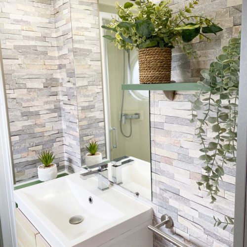 confiez la rénovation de votre salle de bain à des professionnels pour un espace moderne, fonctionnel et adapté à vos besoins. conseils, idées et devis personnalisés.