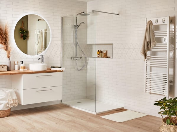 confiez la rénovation de votre salle de bain à paris à des experts ! modernisez, optimisez votre espace et profitez de conseils personnalisés pour un projet sur-mesure, du devis à la réalisation.