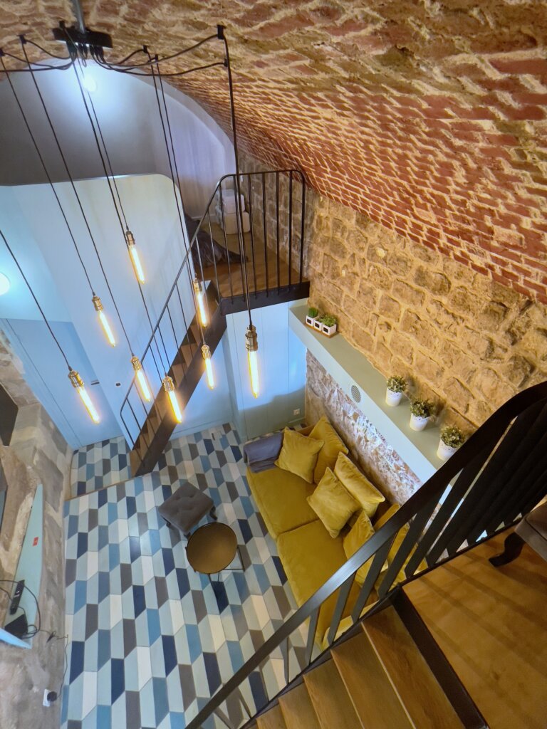 découvrez nos conseils et solutions pour rénover votre appartement à paris : gain de valeur, optimisation de l'espace et modernisation, avec des professionnels expérimentés et adaptés à votre budget.
