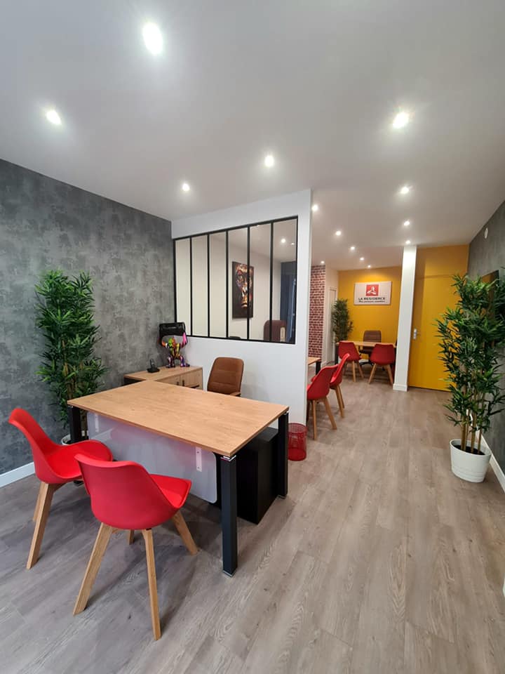 découvrez tout ce qu'il faut savoir sur le prix de la rénovation d'un appartement à paris : estimations, facteurs de coût, conseils pour optimiser votre budget et démarches à suivre.