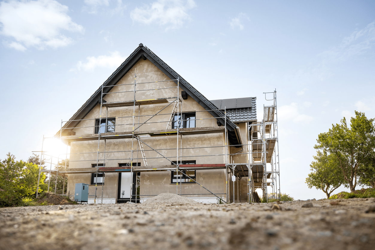 découvrez des astuces efficaces pour réduire les coûts de rénovation de votre bâtiment tout en garantissant qualité et durabilité.